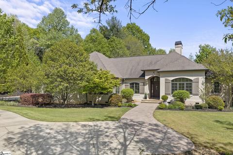 19 Laurel Cove Ln, Travelers Rest, SC 29690