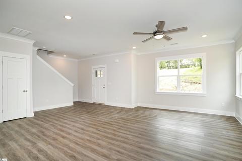 33 Parker St, Pelzer, SC 29669 photo 4