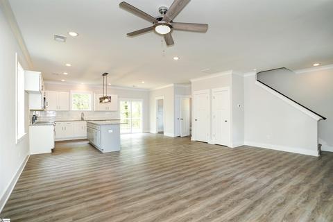 33 Parker St, Pelzer, SC 29669 photo 5