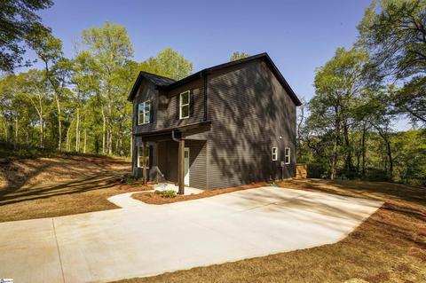 33 Parker St, Pelzer, SC 29669 photo 2