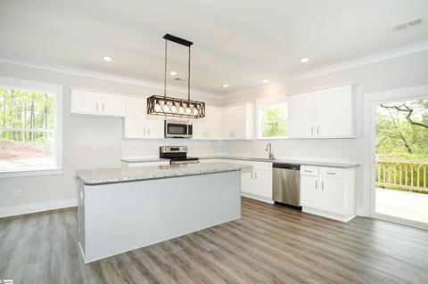 33 Parker St, Pelzer, SC 29669 photo 9