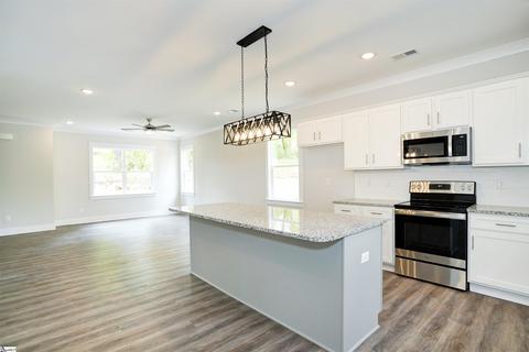 33 Parker St, Pelzer, SC 29669 photo 10