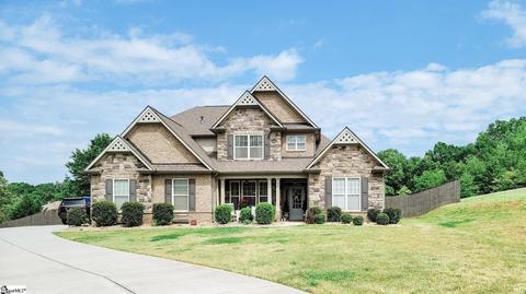 100 Hammond Lakes Ln, Belton, SC 29627