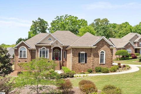 1 Rosefield Ct, Fountain Inn, SC 29644