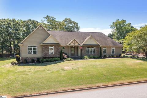 110 Oglewood Dr, Simpsonville, SC 29681