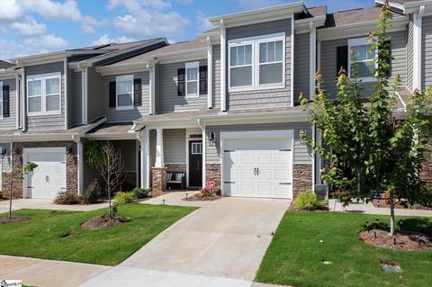 326 Sudduth Farms Dr, Greer, SC 29650