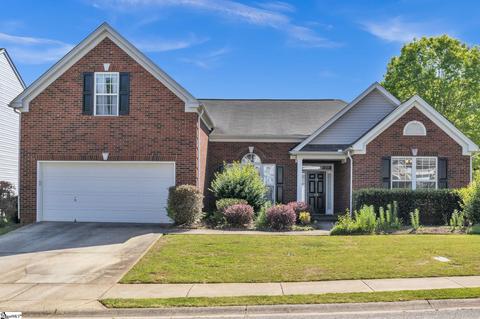 12 Smokehouse Dr, Simpsonville, SC 29681