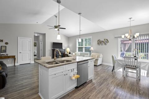 14 Panorama Cir, Greer, SC 29651 photo 12