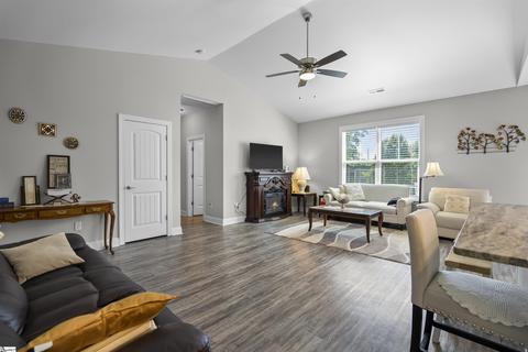 14 Panorama Cir, Greer, SC 29651 photo 7