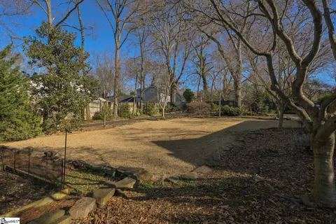 203 Grove Rd, Greenville, SC 29605