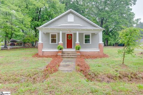 1427 Charlottes Rd, Clinton, SC 29325