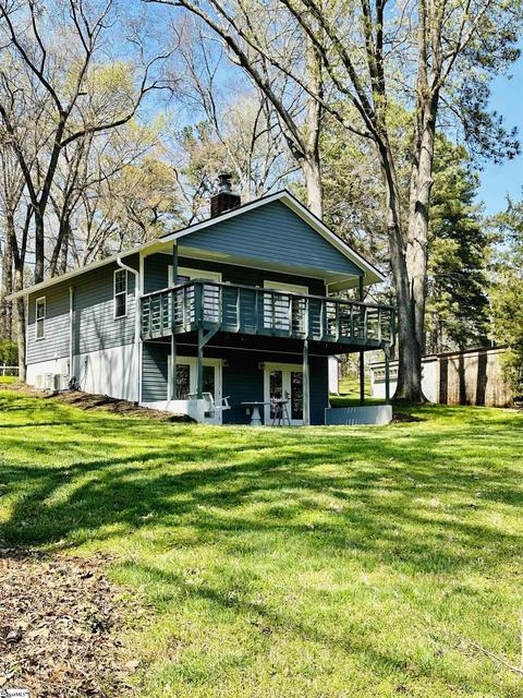 514 Sandshore Dr, Greenwood, SC 29649