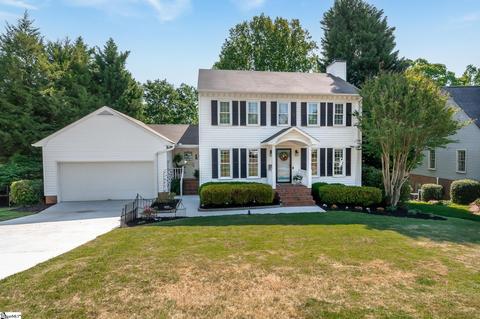 207 E Chase Ct, Greer, SC 29651