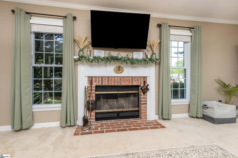 207 E Chase Ct, Greer, SC 29651 photo 7
