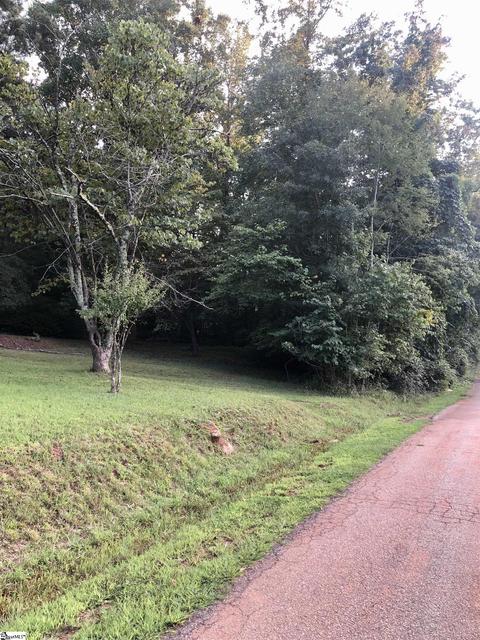 122 Pruitt Rd, Wellford, SC 29385