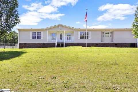 2413 Country Club Rd, Greer, SC 29651