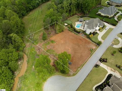 304 Chafford Ct, Simpsonville, SC 29681