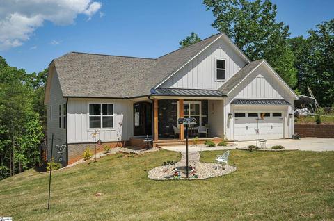 213 Ponder Ln, Taylors, SC 29687