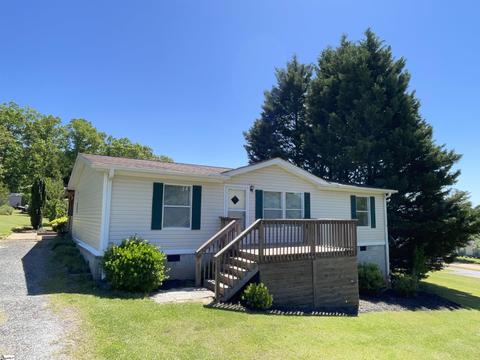 232 Pink Dill Mill Rd, Greer, SC 29651