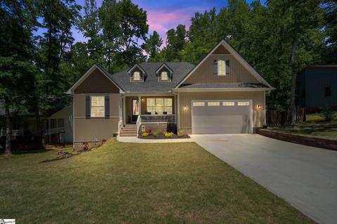 1011 Powderhorn Rd, Simpsonville, SC 29681