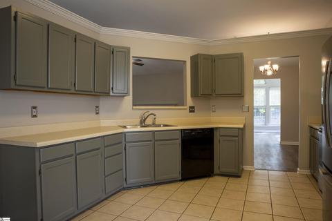 17 Renforth Rd, Simpsonville, SC 29681 photo 6