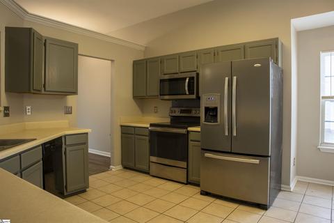 17 Renforth Rd, Simpsonville, SC 29681 photo 5