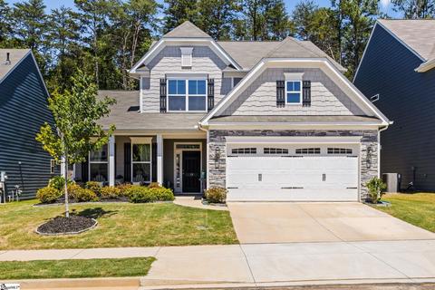 19 Burl Ct, Greenville, SC 29607