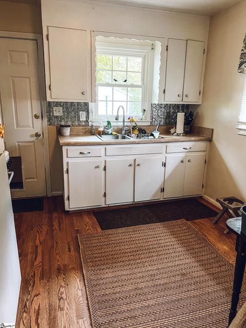 203 Mark St, Easley, SC 29640 photo 8