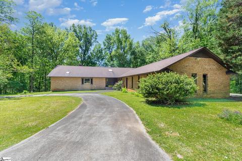 101 Raheja Ridge Rd, Laurens, SC 29360