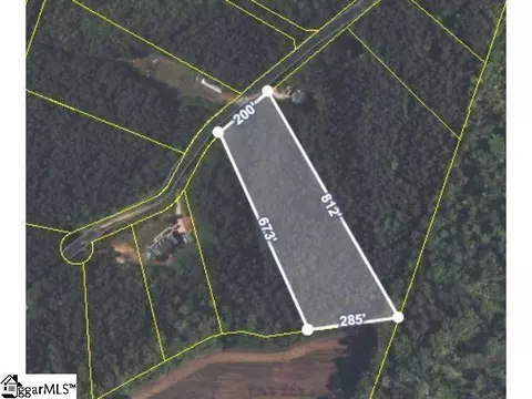 921 Robertson Bluff Ct, Marietta, SC 29661
