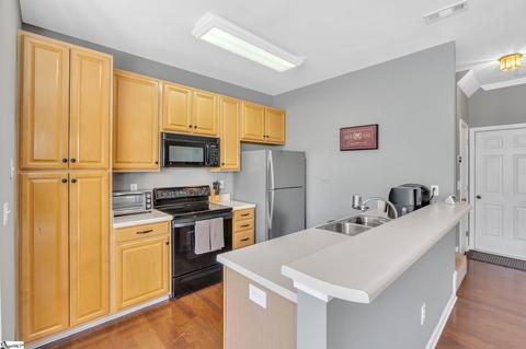 507 Cliffview Ct, Greer, SC 29650 photo 4