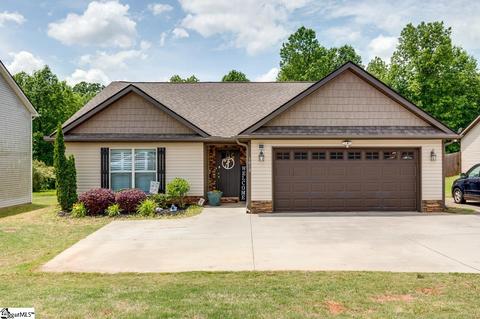 1018 Poplar Drive Ext, Greer, SC 29651