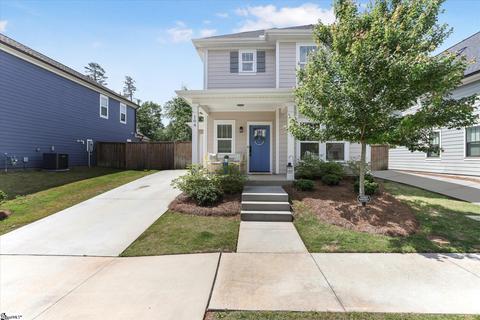 104 Greenridge Dr, Greenville, SC 29607