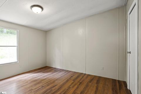 225 Wagon Ford Rd, Easley, SC 29640 photo 13