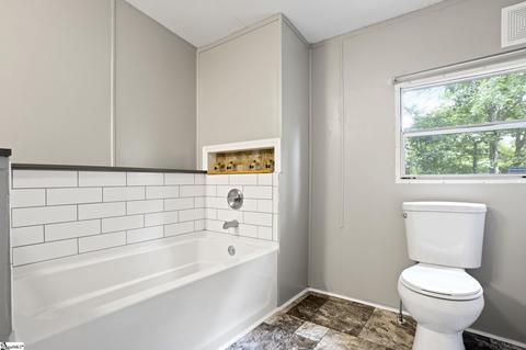 225 Wagon Ford Rd, Easley, SC 29640 photo 7
