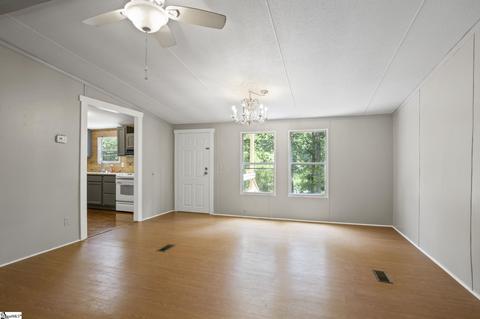225 Wagon Ford Rd, Easley, SC 29640 photo 4