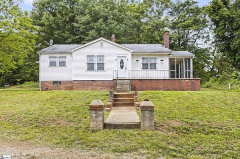 140 Lincoln Rd, Taylors, SC 29687