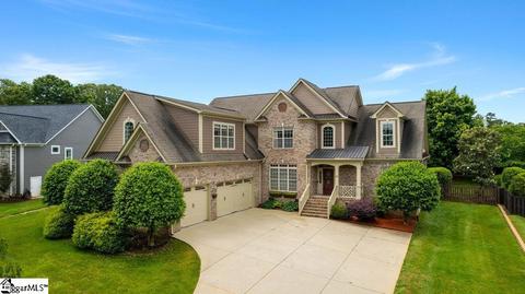 10 Thornbriar Ct, Travelers Rest, SC 29690