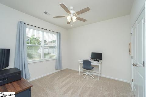 207 Chippy Rd, Greer, SC 29650 photo 4
