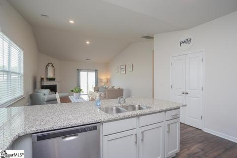 207 Chippy Rd, Greer, SC 29650 photo 10