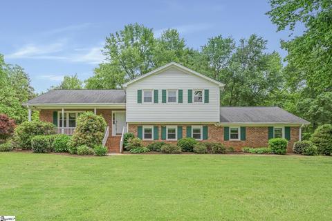 3 Green Hill Dr, Simpsonville, SC 29681