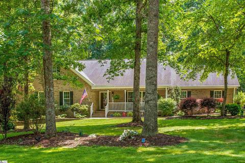 204 Manly Ct, Greer, SC 29650