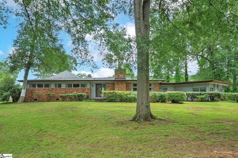 208 Sweetbriar Rd, Greenville, SC 29615