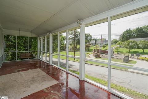 6 16th St, Greer, SC 29651 photo 2