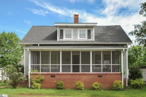 6 16th St, Greer, SC 29651