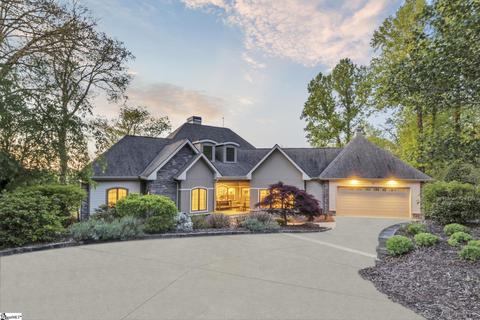 220 Yellowroot Ln, Landrum, SC 29356