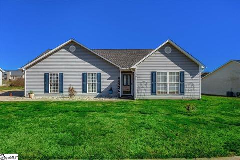 301 Laurel Trace Cir, Piedmont, SC 29673