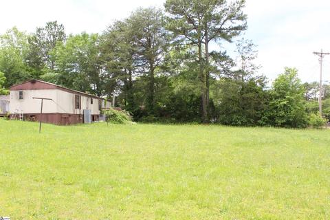 104 Mccall Ln, Easley, SC 29640 photo 3
