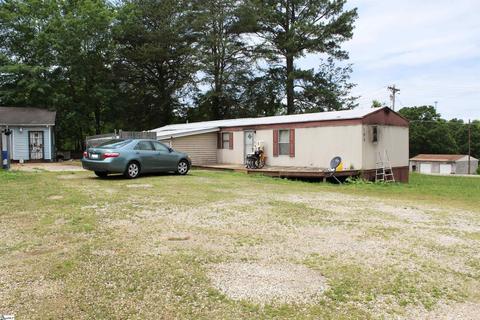 104 Mccall Ln, Easley, SC 29640 photo 4