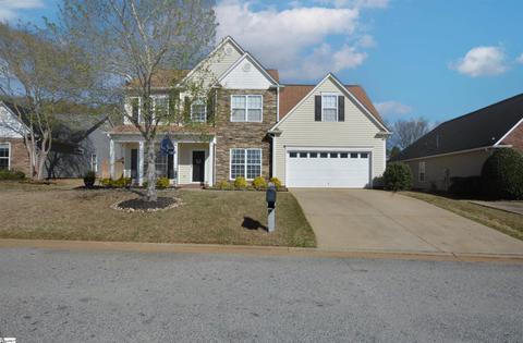 4 Crown Empire Ct, Simpsonville, SC 29681